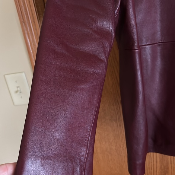 Dark red leather coat-like new - Picture 4 of 6